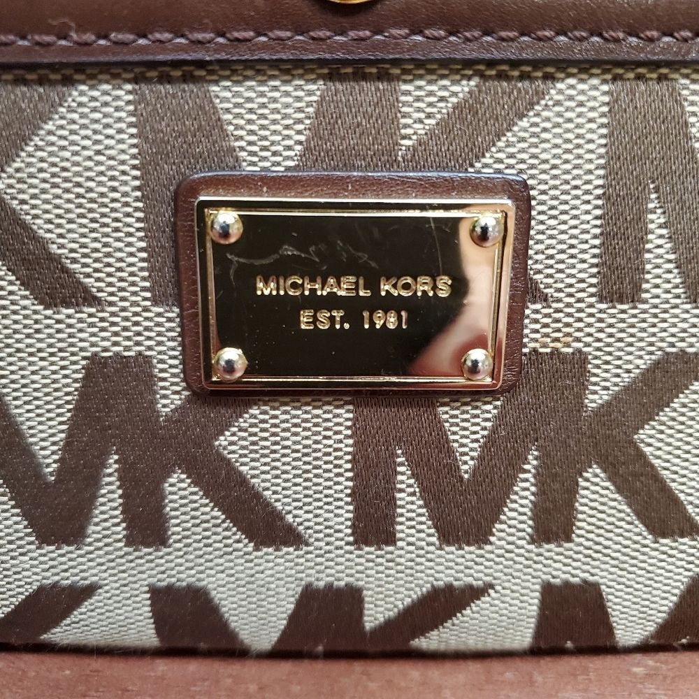 Michael Kors MK Delancy Wallet Zip Clutch NWOT - Picture 5 of 8